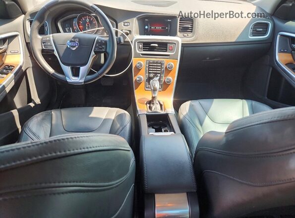 LYV402HM3HB126971 2017 VOLVO S60 Black Widok deski rozdzielczej
