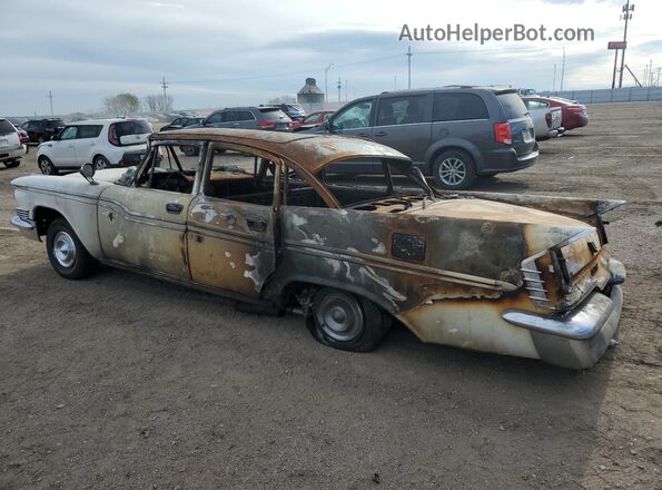 M511110769 1959 CHRYSLER UK Белый Задняя левая четверть