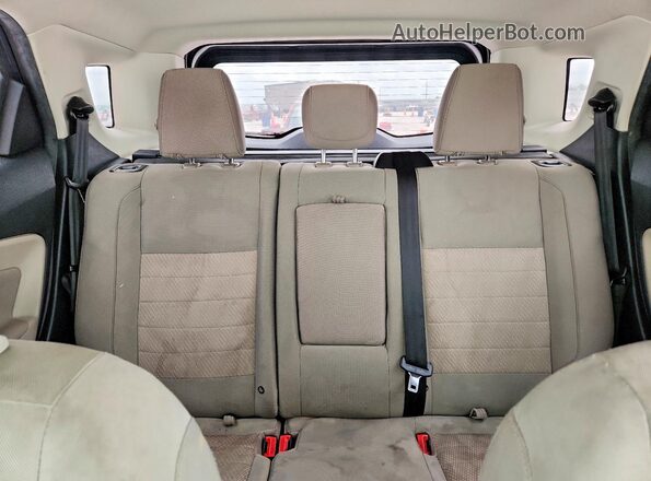 MAJ3P1RE9JC176290 2018 FORD ECOSPORT Gray Widok tylnych siedzeń