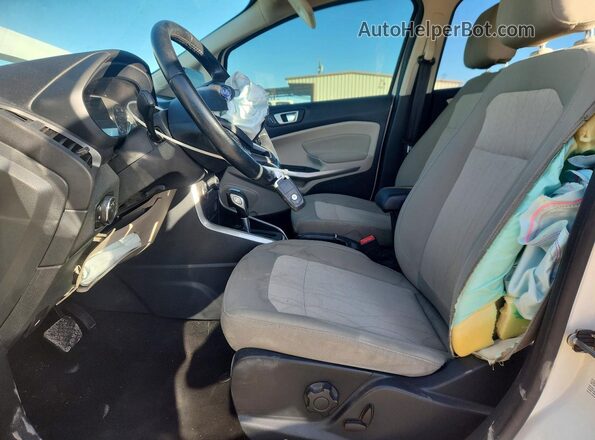 MAJ3P1TE2JC205038 2018 FORD ECOSPORT White Widok wnętrza z przodu