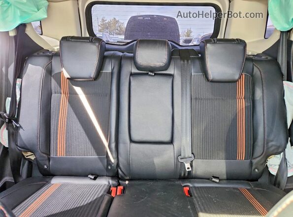 MAJ6P1CL1JC218424 2018 FORD ECOSPORT White Հետևի նստատեղերի տեսք