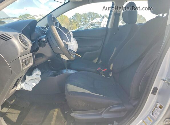 ML32F3FJ2JHF16006 2018 MITSUBISHI MIRAGE Silver Widok wnętrza z przodu