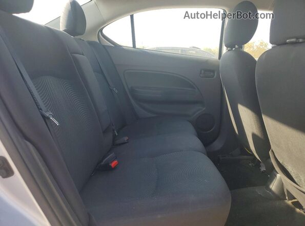 ML32F3FJ2JHF16006 2018 MITSUBISHI MIRAGE Silver Widok tylnych siedzeń