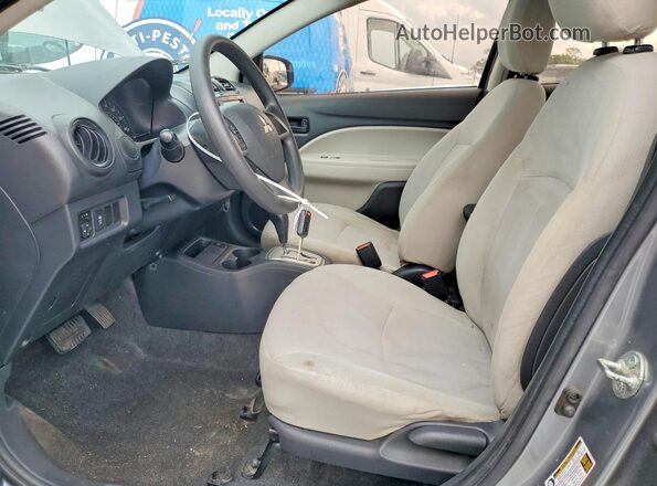 ML32F3FJ3JHF02308 2018 MITSUBISHI MIRAGE Silver Front interior view