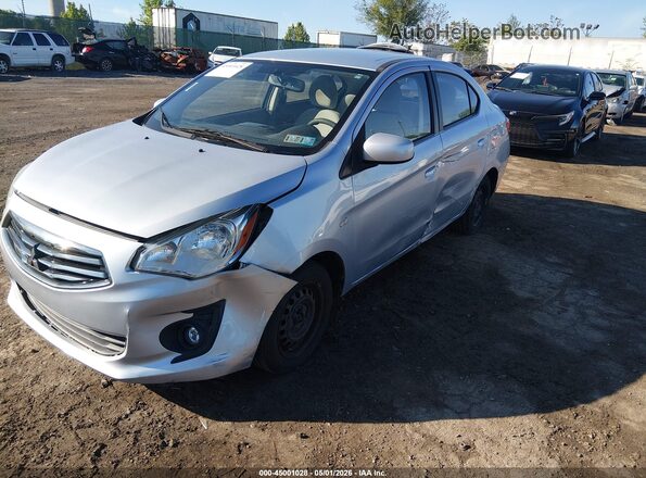 ML32F3FJ4HH003993 2017 MITSUBISHI MIRAGE G4 Silver Widok z przodu