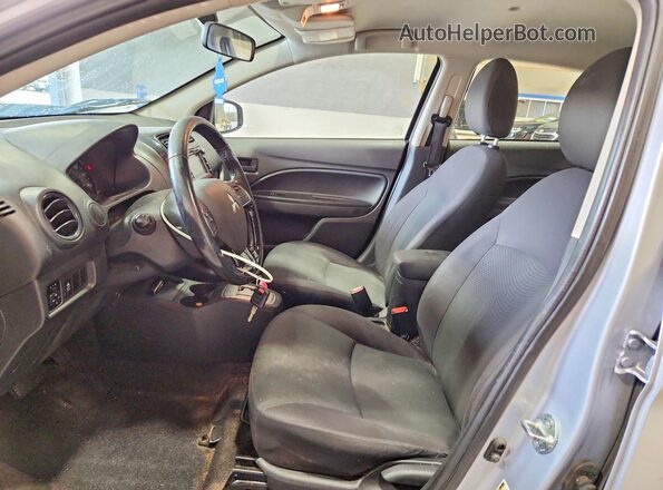 ML32F3FJ7JHF03462 2018 MITSUBISHI MIRAGE Серебряный Вид салона спереди