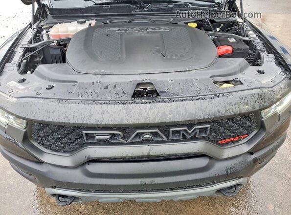 MV1N3900611ND 2024 RAM 1500 Черный Вид задней части салона