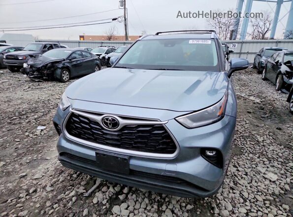 NJ2426E 2021 TOYOTA HIGHLANDER Blue Widok z przodu