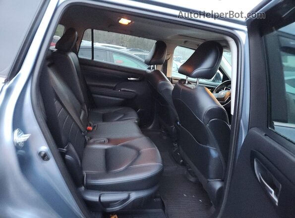 NJ2426E 2021 TOYOTA HIGHLANDER Blue Widok wnętrza z tyłu