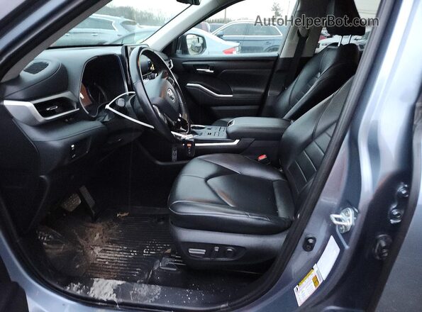 NJ2426E 2021 TOYOTA HIGHLANDER Blue Widok wnętrza z przodu