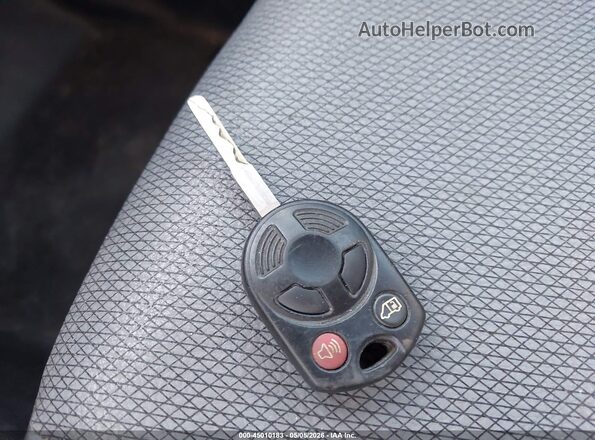NM0LS7E79J1347051 2018 FORD TRANSIT CONNECT Красный Вид панели приборов