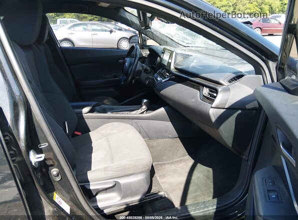 NMTKHMBX1JR008267 2018 TOYOTA LE Black Вид салону спереду