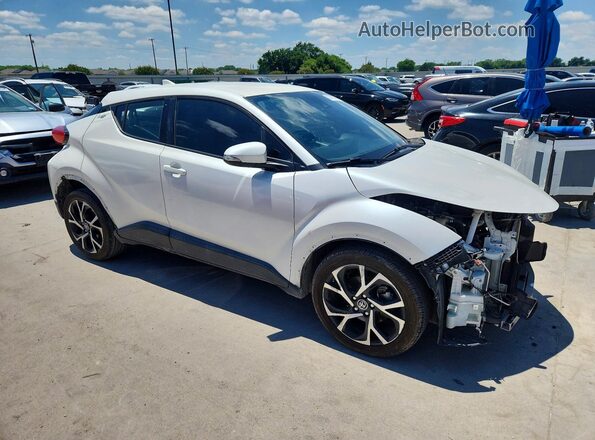 NMTKHMBX2JR027443 2018 TOYOTA C-HR White Przód prawy