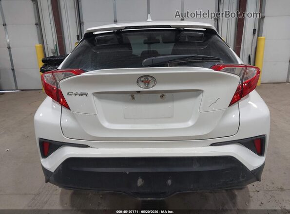 NMTKHMBX2JR035882 2018 TOYOTA C-HR White 