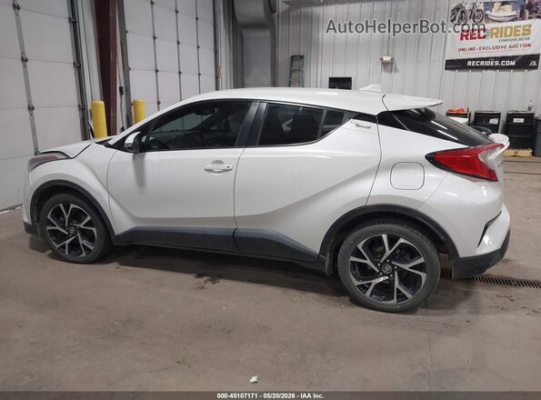 NMTKHMBX2JR035882 2018 TOYOTA C-HR White Widok wnętrza 360 stopni