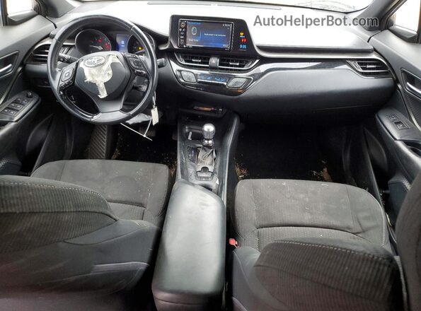 NMTKHMBX5JR047346 2018 TOYOTA C-HR Blue Widok deski rozdzielczej