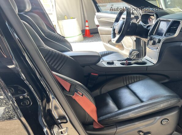 NY-75797 2018 JEEP GRAND CHEROKEE Black Vista interior delantera