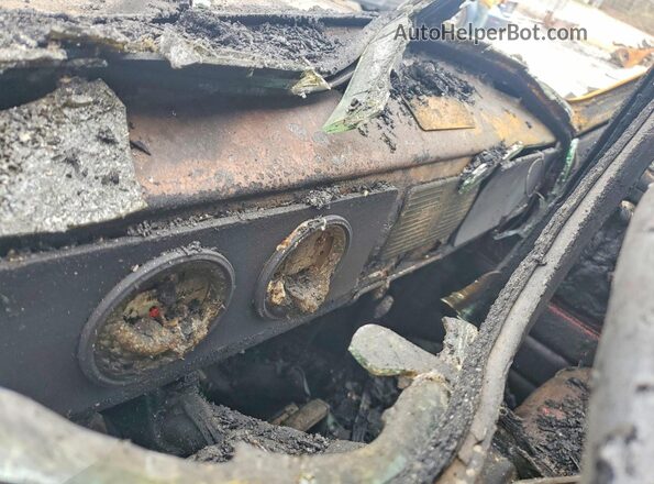P6EA20747 1939 PONTIAC SEDAN Burn Vista del cuadro de instrumentos