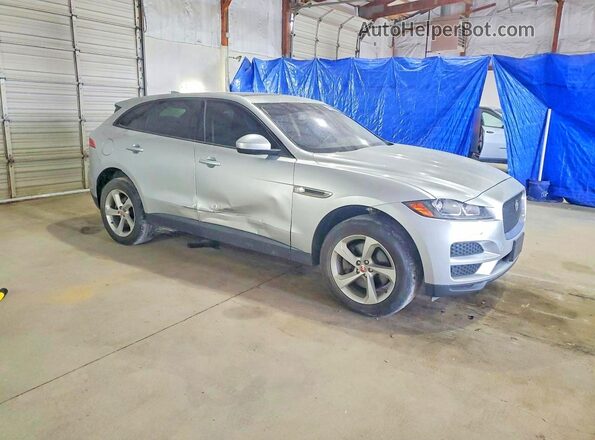 SADCJ2BV4HA898000 2017 JAGUAR F-PACE Silver Delantero derecho