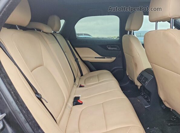 SADCJ2EV1JA257419 2018 JAGUAR F-PACE White Widok tylnych siedzeń