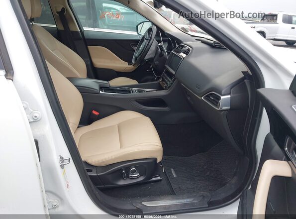 SADCJ2FX5LA655297 2020 JAGUAR F-PACE White Widok wnętrza z przodu