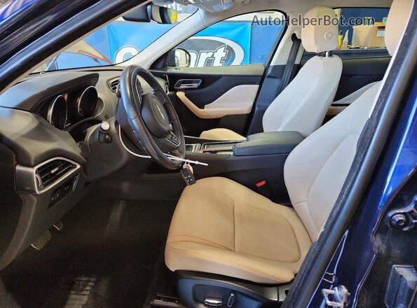 SADCJ2FX9KA359701 2019 JAGUAR F-PACE Blue Widok wnętrza z przodu