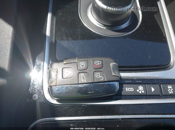 SADCK2BN3HA097605 2017 JAGUAR F-PACE Черный Вид панели приборов