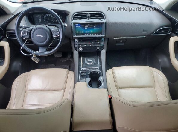 SADCK2BV2HA095361 2017 JAGUAR F-PACE Зеленый Вид панели приборов