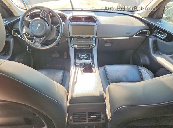 SADCK2BV7HA898246 2017 JAGUAR F-PACE Gray Dashboard view