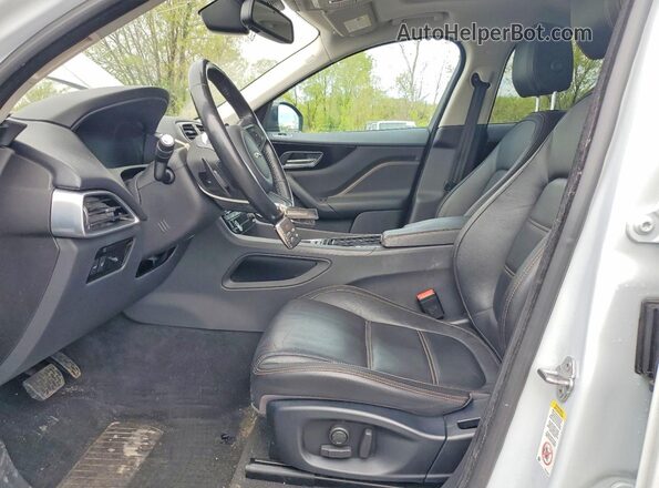 SADCK2FX0JA263760 2018 JAGUAR F-PACE Белый Вид салона спереди