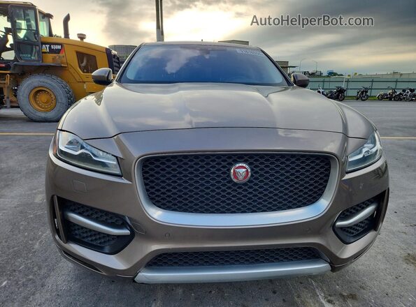 SADCL2BV2HA072613 2017 JAGUAR F-PACE Желто-коричневый Вид спереди