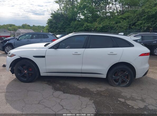 SADCM2BV7HA891808 2017 JAGUAR F-PACE White Rear interior view