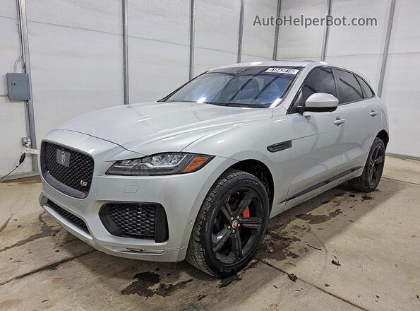 SADCM2FV0JA240519 2018 JAGUAR F-PACE Серебряный Передняя левая четверть