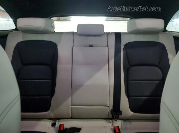 SADCM2FV3JA251157 2018 JAGUAR F-PACE Blue Widok tylnych siedzeń