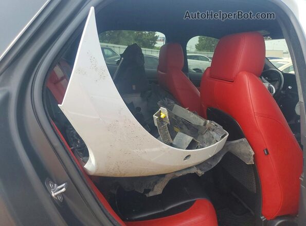 SADCM2FV4JA260997 2018 JAGUAR F-PACE Silver Widok wnętrza z tyłu