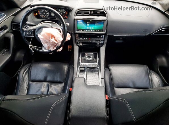 SADCM2FV8KA357461 2019 JAGUAR F-PACE Black Vista del salpicadero