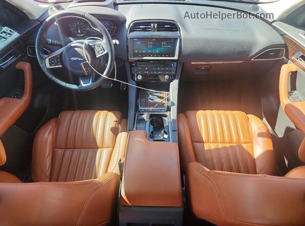 SADCN2GX3KA396150 2019 JAGUAR F-PACE Red Vista del salpicadero