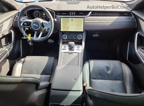 SADCZ2EE0RA739609 2024 JAGUAR F-PACE Blue Dashboard view