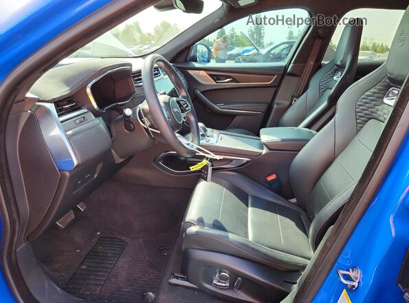 SADCZ2EE0RA739609 2024 JAGUAR F-PACE Blue Front interior view
