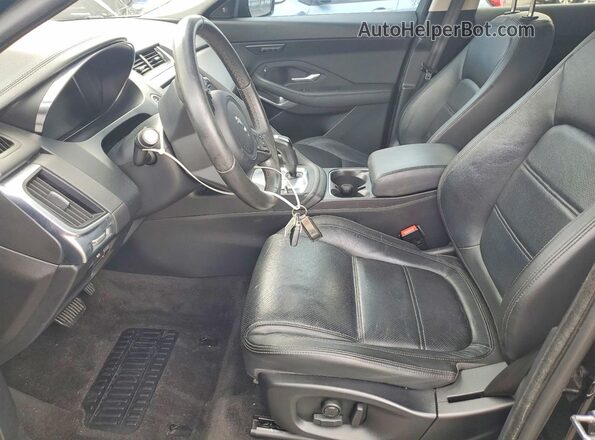 SADFP2FX0L1Z80046 2020 JAGUAR E-PACE Черный Вид салона спереди