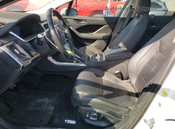SADHD2S15K1F73327 2019 JAGUAR I-PACE Белый Вид салона спереди