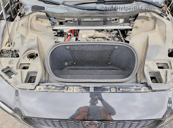 SADHD2S19K1F66011 2019 JAGUAR I-PACE Черный Вид подкапотного пространства