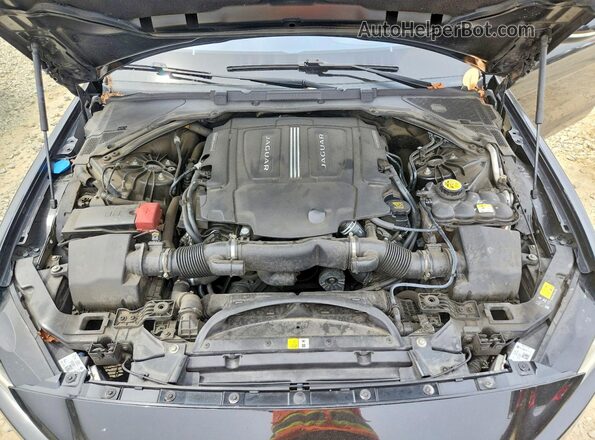 SAJAE4BV7HA962955 2017 JAGUAR XF Black Widok wnętrza z tyłu
