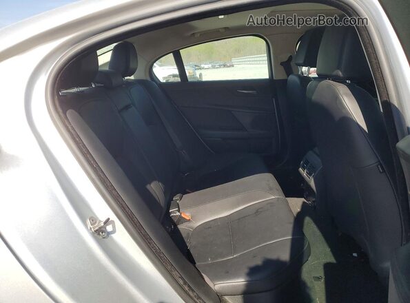 SAJAS4FX4JCP20235 2018 JAGUAR XF Серебряный Вид задних сидений