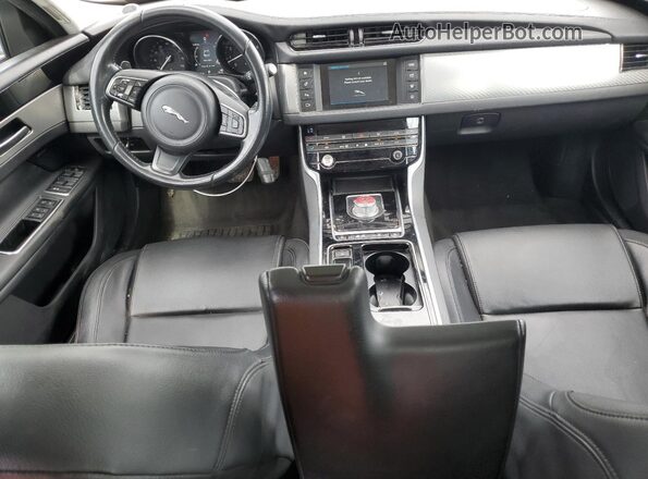 SAJBD4BV8GCY10046 2016 JAGUAR XF Gray Առջևի վահանակի տեսք