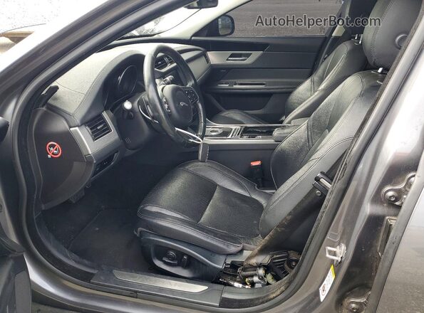 SAJBE4BV2GCY08984 2016 JAGUAR XF Gray Вид салону спереду
