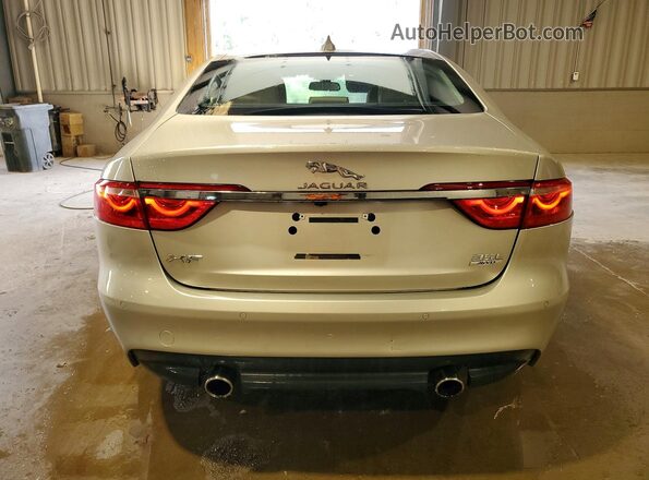 SAJBJ4BV5GCY16735 2016 JAGUAR XF Серебряный Вид сзади
