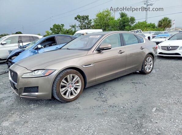 SAJBK4BV0HCY26717 2017 JAGUAR XF Tan Przód lewy