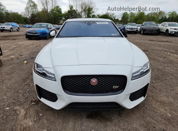 SAJBM4BV4HCY49122 2017 JAGUAR XF White Widok z przodu