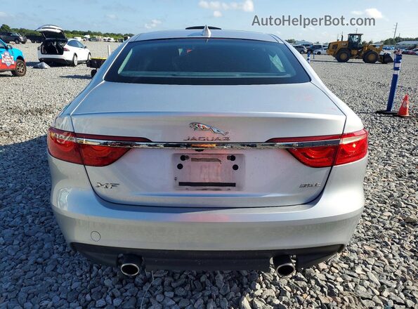 SAJBR4BVXHCY26591 2017 JAGUAR XF Серебряный Вид сзади